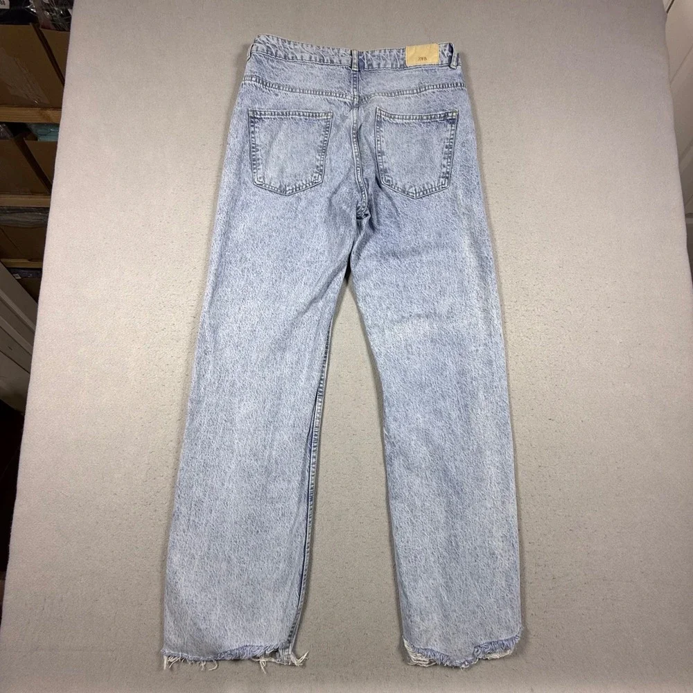 Zara Men(uni) Light Wash Straight Leg Distressed Raw Hem JeansBlue Denim Size 32